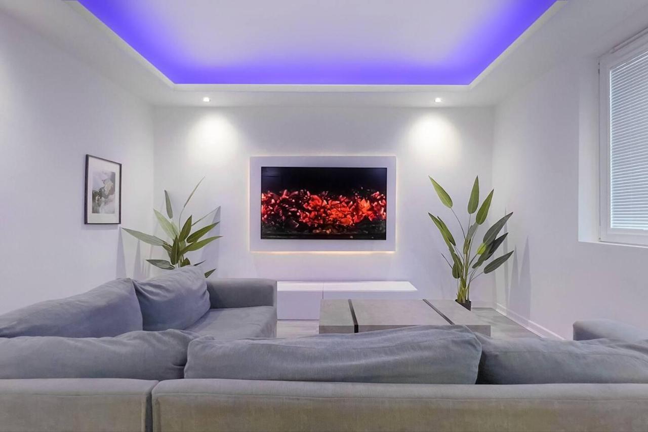 Stunning Luxury Apartment Near Motherwell Wishaw  Dış mekan fotoğraf