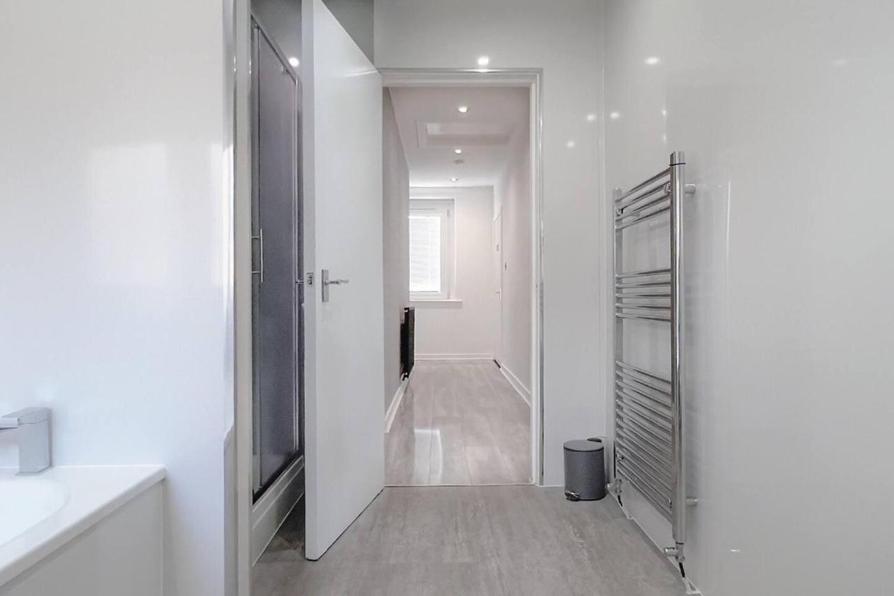 Stunning Luxury Apartment Near Motherwell Wishaw  Dış mekan fotoğraf