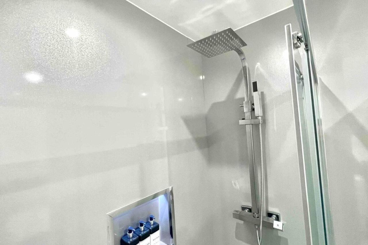 Stunning Luxury Apartment Near Motherwell Wishaw  Dış mekan fotoğraf